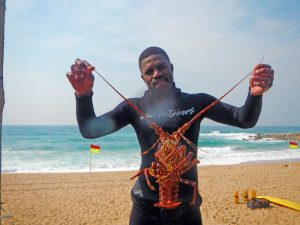 Scelo Cwele of Hibberdene with a 1.2kg Crayfish. Delicious!