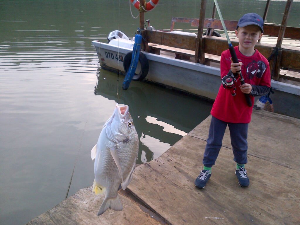 Mapson jnr with a really good sized Umzimkulu perch - that was carefully released. Nice one family!