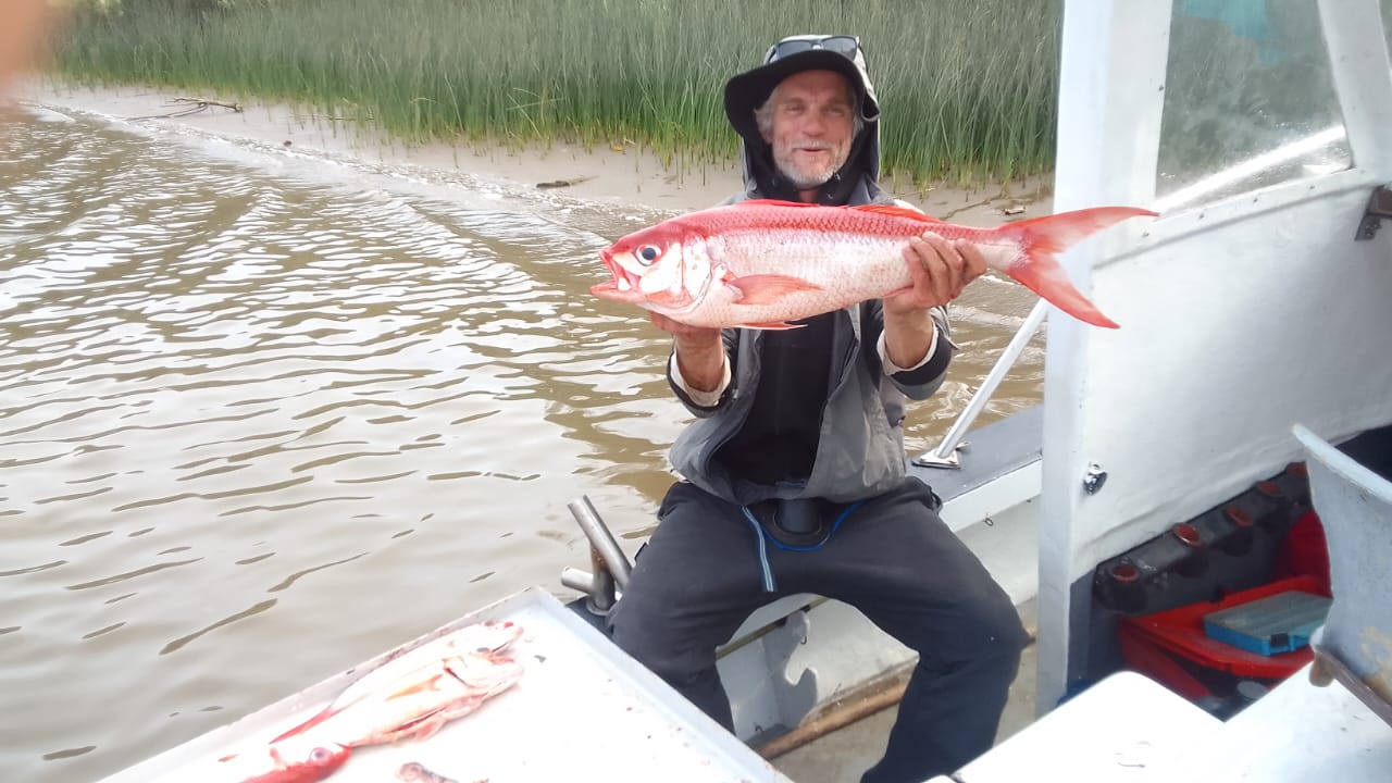 Wouter Koekemoer with a beautiful Cardinal Snapper caught fishing on the Niteshift out of the Umzimkulu Marina in Port Shepstone.