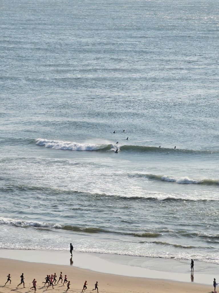 Waves in Durban today 29 September 2024